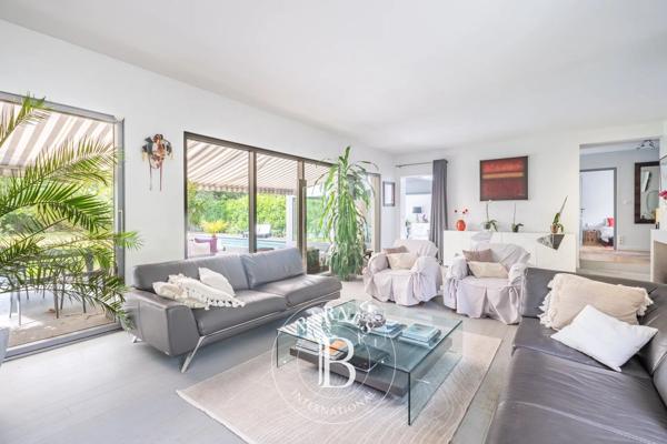 La Celle-Saint-Cloud, Maison 5 Chambres -  250 m² à vendre