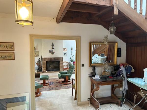 MAISON D ARCHITECTE 220 M2 HABITABLE EN FROND DE MER A ROSCOFF