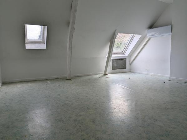 Petite maison de ville à Bruay La Buissière - Prix attractif