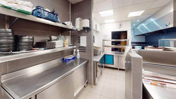 INVESTISSEMENT RARE : LOCAL PROFESSIONNEL INDÉPENDANT