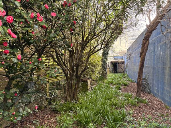 Bordeaux (33800) MAISON ECHOPPE SURELEVEE 195M² NANSOUTY | GARAGE, CAVE, JARDIN & TERRASSES