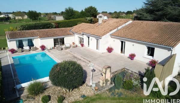 Maison à vendre 8 pièces 224 m² Mornac
