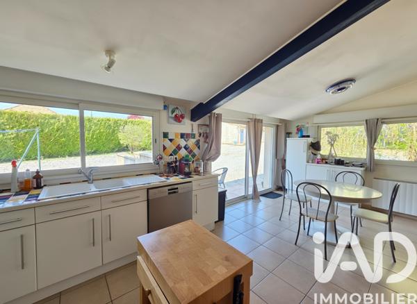 Maison à vendre 8 pièces 224 m² Mornac