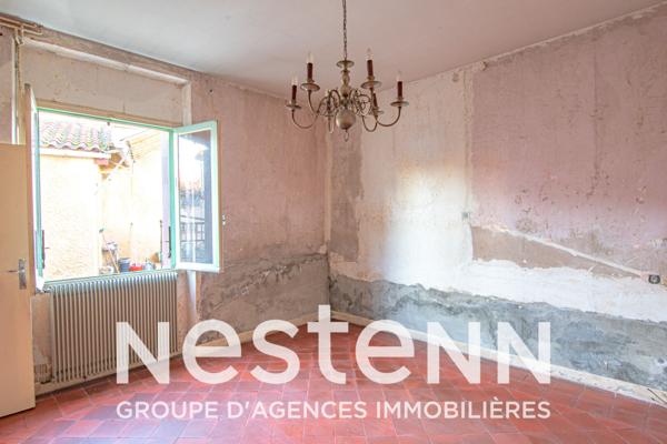 A Carmaux, à proximité du centre-ville, maison mitoyenne de 4 pièces avec fort potentiel de rénovation