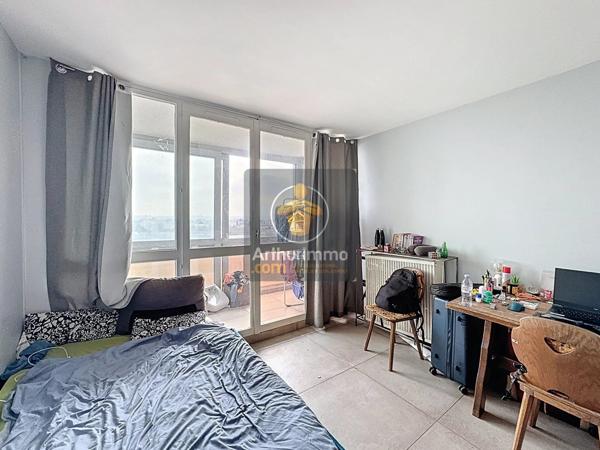 Location Chambre 4 pièces 90 m2 à Créteil