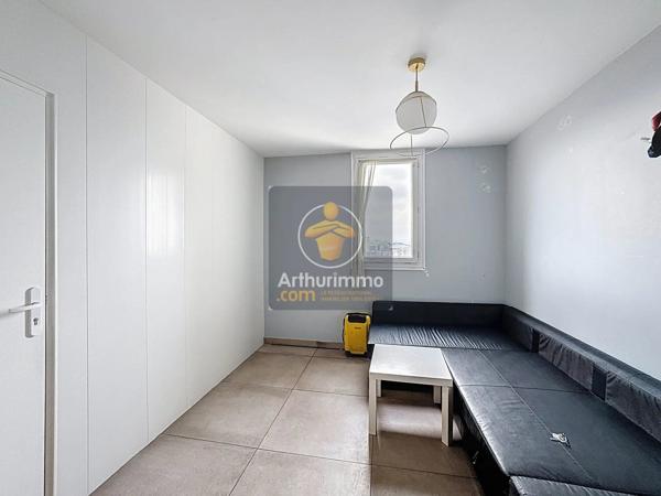 Location Chambre 4 pièces 90 m2 à Créteil