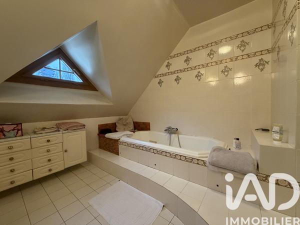 Maison à vendre 9 pièces 245 m² Vierzon