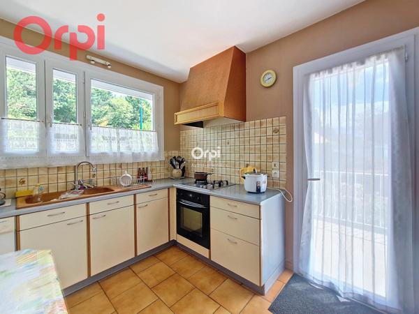 Maison à vendre    6 pièces •  Creuzier-le-Vieux