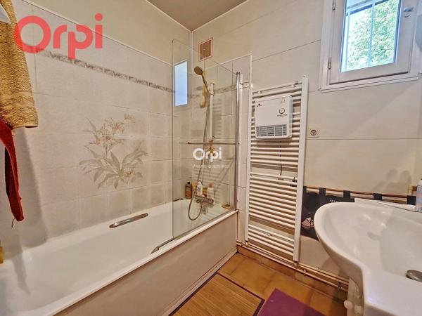 Maison à vendre    6 pièces •  Creuzier-le-Vieux
