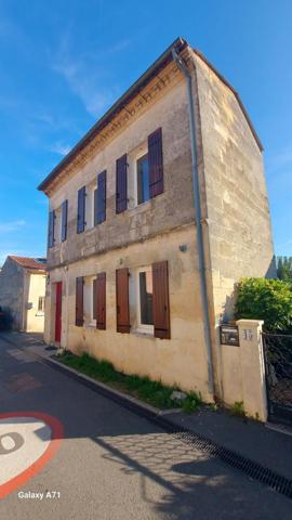 Libourne Maison de ville sans jardin chemin de carré