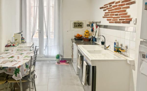 Maison à vendre    7 pièces •  Marseillan