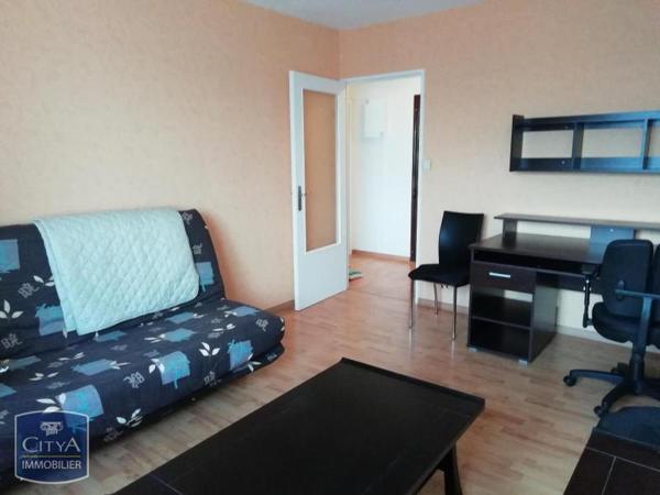 Appartement à louer 1 pièce 34.1m²