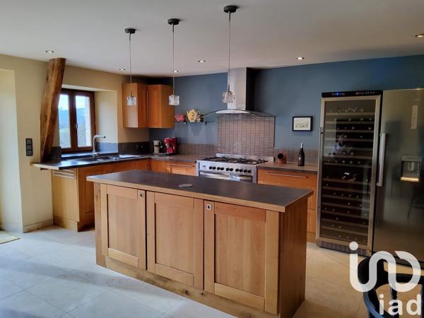 Maison à vendre 7 pièces 219 m² Saint-Amand-Jartoudeix