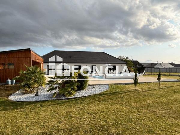 À vendre Maison 5 pièces 224 m² - Corquilleroy 45120