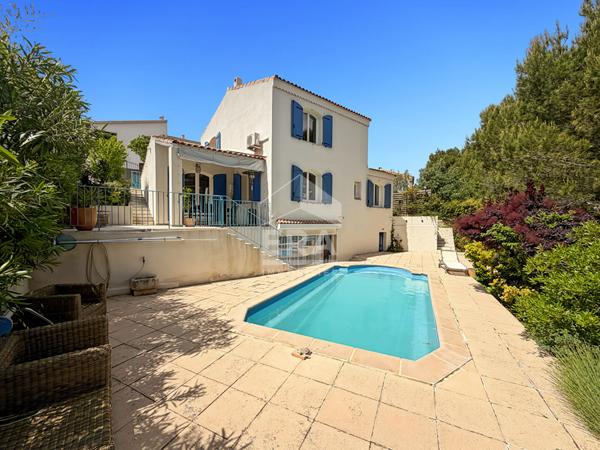 EXCLUSIVITE - LES PENNES MIRABEAU - EXCLUSIVITE - Maison T4 de 137m2 sur 512m2 de parcelle avec piscine