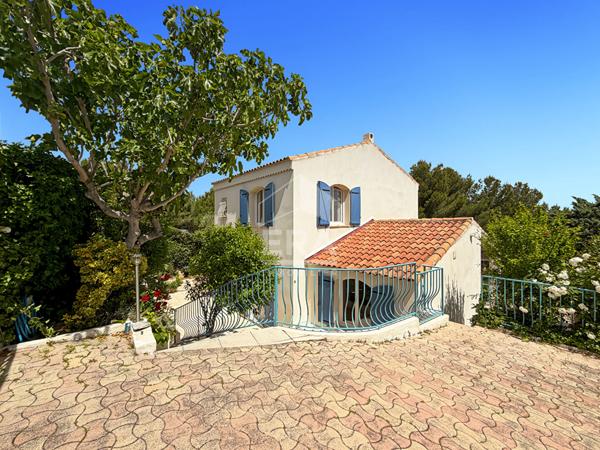 EXCLUSIVITE - LES PENNES MIRABEAU - EXCLUSIVITE - Maison T4 de 137m2 sur 512m2 de parcelle avec piscine