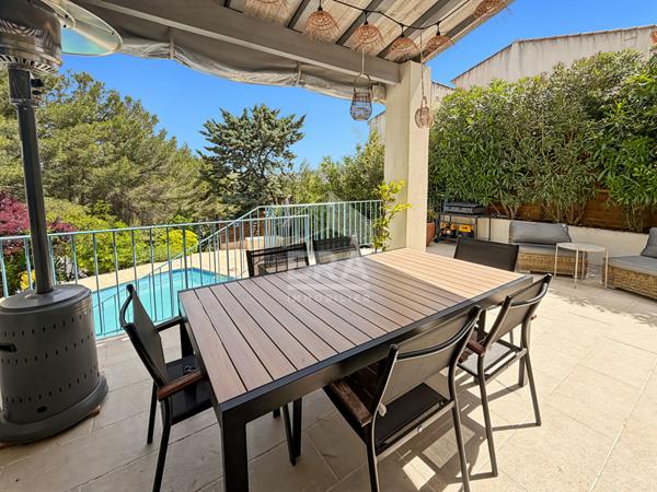 EXCLUSIVITE - LES PENNES MIRABEAU - EXCLUSIVITE - Maison T4 de 137m2 sur 512m2 de parcelle avec piscine