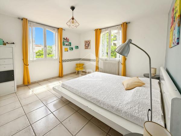 EXCLUSIVITE - LES PENNES MIRABEAU - EXCLUSIVITE - Maison T4 de 137m2 sur 512m2 de parcelle avec piscine