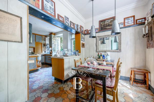 Sèvres, Maison 6 Chambres -  240 m² à vendre