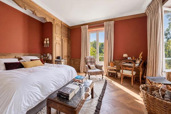 Sèvres, Maison 6 Chambres -  240 m² à vendre