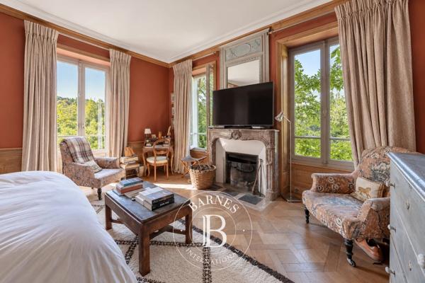 Sèvres, Maison 6 Chambres -  240 m² à vendre