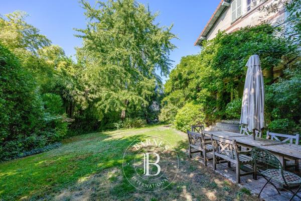 Sèvres, Maison 6 Chambres -  240 m² à vendre