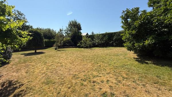 Maison 90 m2 - véranda - terrain de 1100m2 - GUILERS