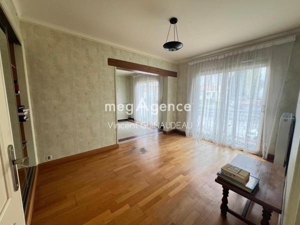 Maison à LA ROMAGNE, 49740 - 4 pièces 84m²