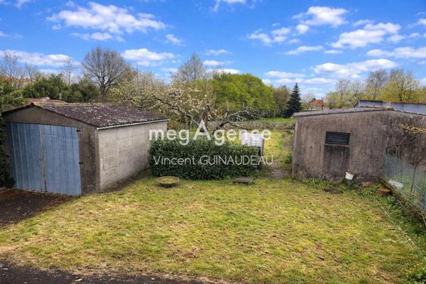 Maison à LA ROMAGNE, 49740 - 4 pièces 84m²