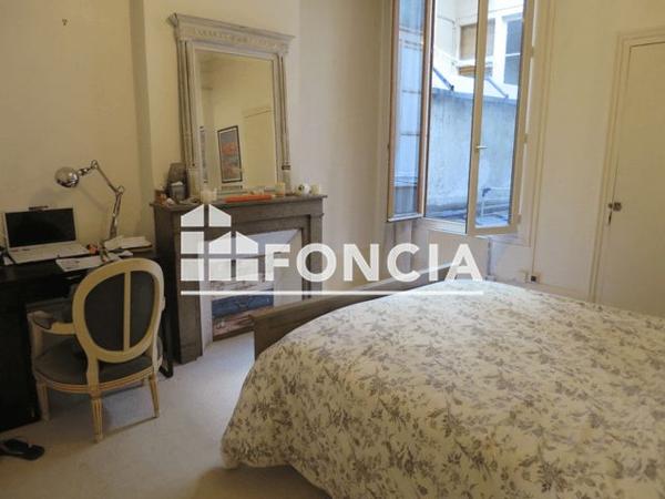Location Appartement 2 pièces 44.79 m² - 48 RUE VERRERIE Dijon 21000
