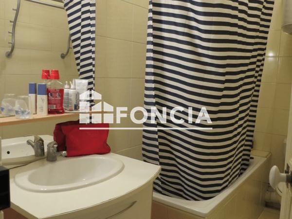 Location Appartement 2 pièces 44.79 m² - 48 RUE VERRERIE Dijon 21000