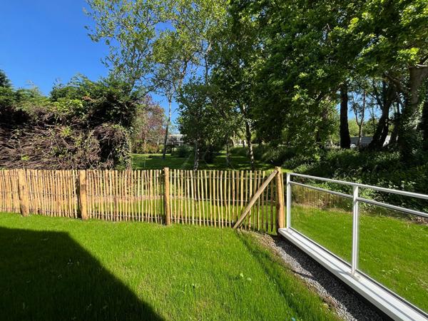 APPARTEMENT T3 TERRASSE A VENDRE LE RELECQ-KERHUON