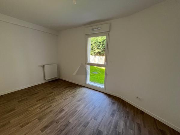 APPARTEMENT T3 TERRASSE A VENDRE LE RELECQ-KERHUON