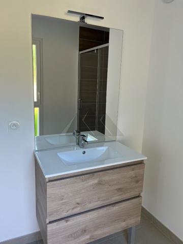 APPARTEMENT T3 TERRASSE A VENDRE LE RELECQ-KERHUON