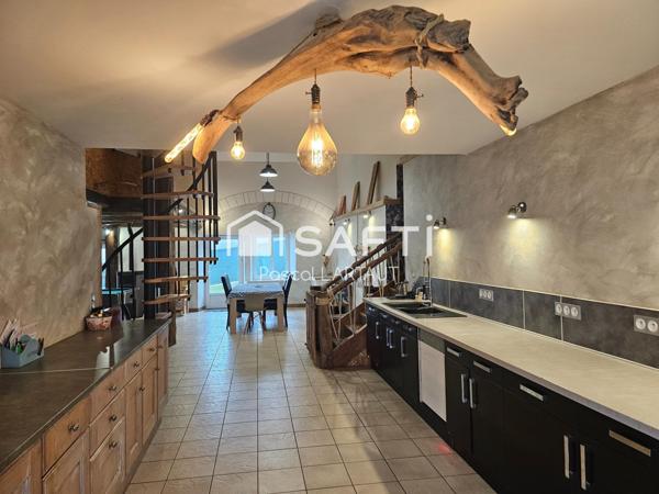 Ancien corps de ferme rénové en maison familiale