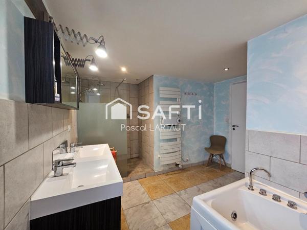 Ancien corps de ferme rénové en maison familiale