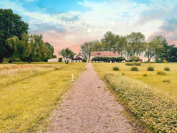 Propriété de charme de 627m² sur un terrain de 8083 m² au bord de la Loire à 10min de Sancerre