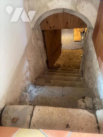 Maison 8 pièces  218 m²