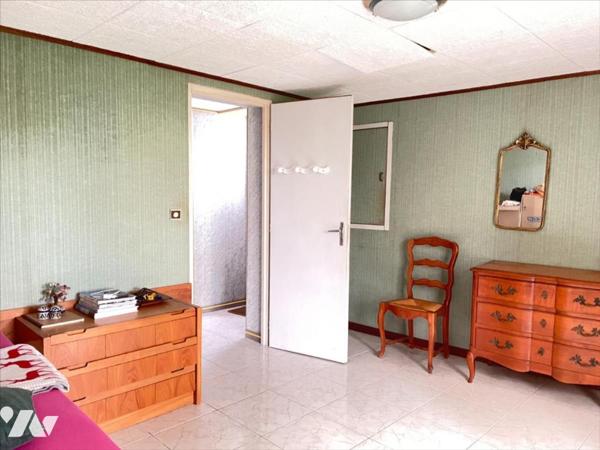 Maison 8 pièces  218 m²