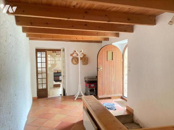 Maison 8 pièces  218 m²