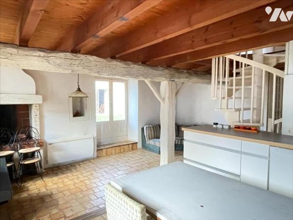 Maison 8 pièces  218 m²