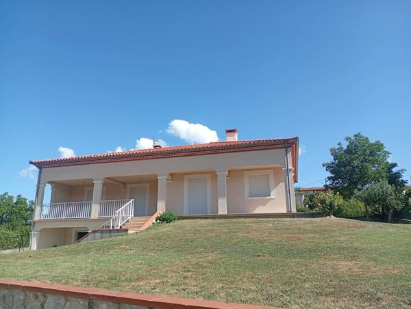 Maison à vendre 8 pièces  (09)