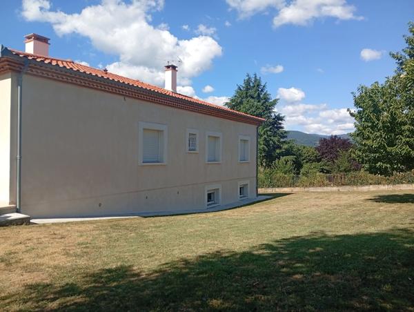 Maison à vendre 8 pièces  (09)