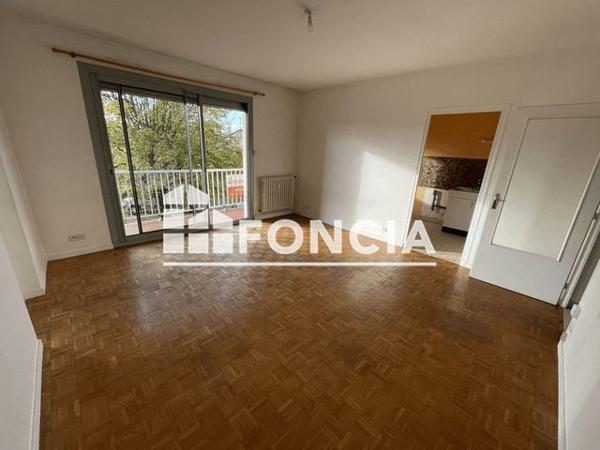 Location Appartement 2 pièces 51.8 m² - 16 BD DE L'HIPPODROME Bourg En Bresse 01000