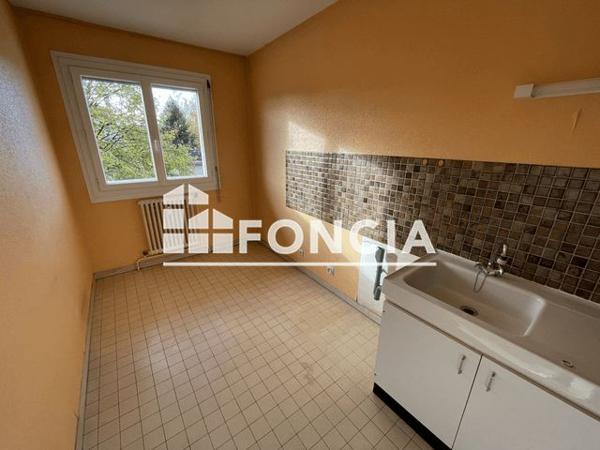 Location Appartement 2 pièces 51.8 m² - 16 BD DE L'HIPPODROME Bourg En Bresse 01000