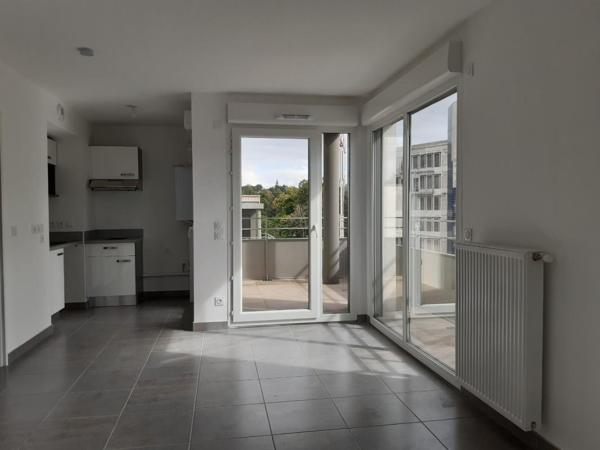 T2 AVEC GARAGE