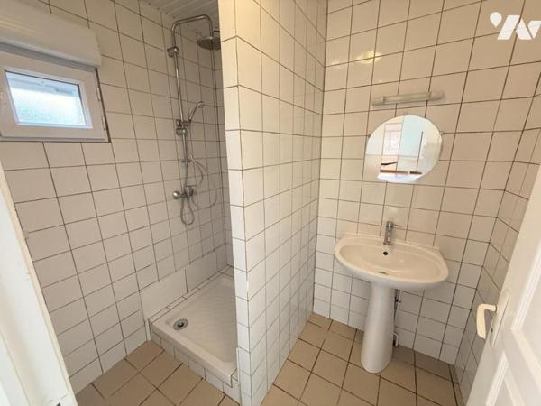 Maison semi mitoyenne avec jardin