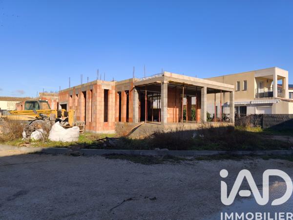 Maison à vendre 4 pièces 115 m² Althen-des-Paluds