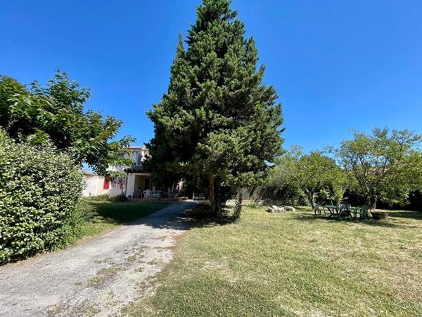 Rare au partage des eaux à L'Isle Sur La Sorgue villa 4 pièces 105m2