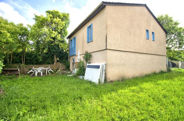 COLAYRAC ST CIRQ - Maison de 64m² habitables avec 2 chambres, garage de 65m² et jardin